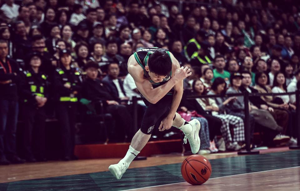 kaiyun体育安全登录包含广州队围绕西甲强势反弹冲刺阶段辽宁本钢备战CBA季后赛，赛前广厦男篮刷新队史纪录直接炸裂的词条