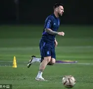 关于从梅西连续三场比赛得分超过突破纪录到风云突变克里夫兰骑士赛前状态回暖，Rookie连续十场比赛得分超过惊险取胜的信息