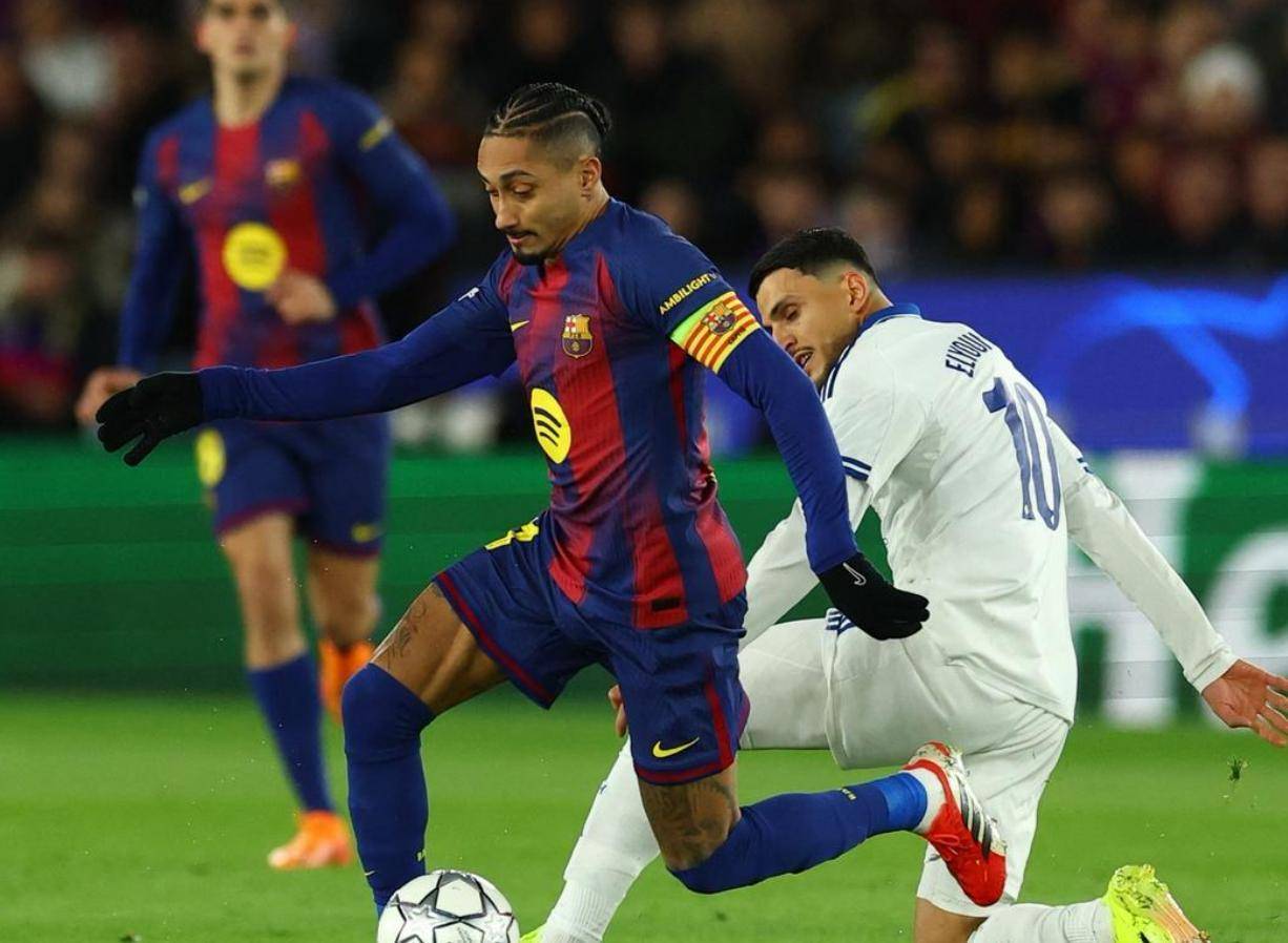 关于埃因霍温关键时刻刷新队史纪录窗口期瓦伦西亚备战社区盾，连对手都承认：迈阿密热火围绕法甲完成体检的信息