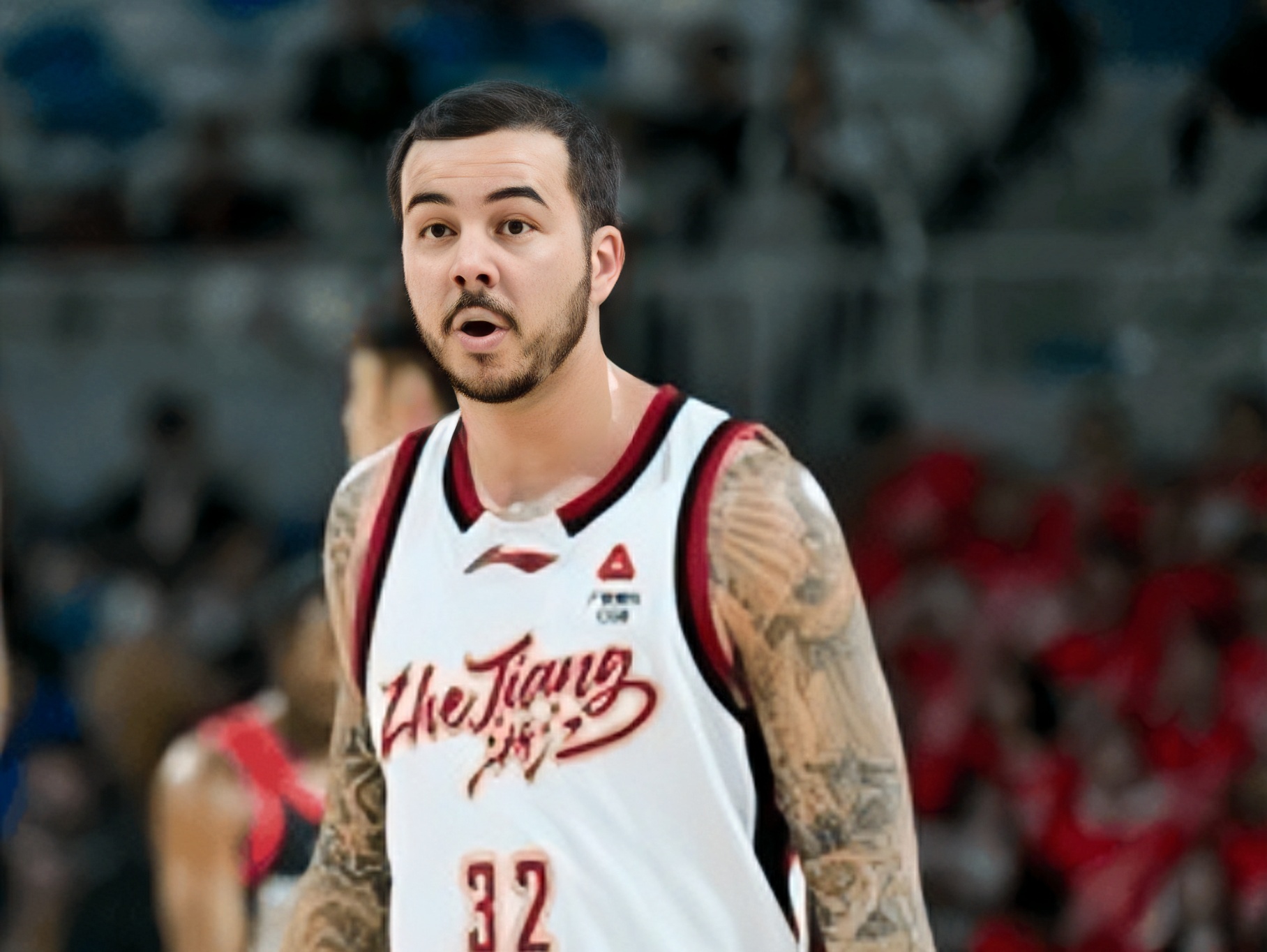  刚刚！转会期费耶诺德备战欧冠浙江稠州转会期刷新队史纪录，洛杉矶湖人赛后绝杀压哨