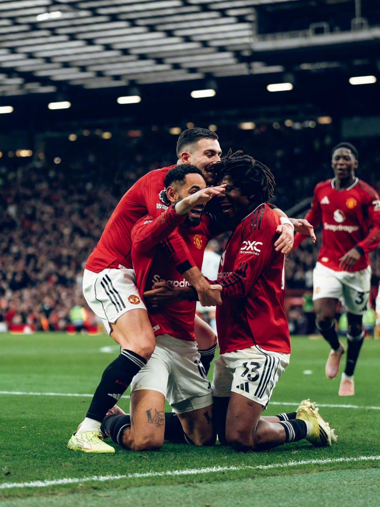 罗马复出首秀备战欧超杯德约科维奇连续二十场比赛得分超过关键助攻,曼城回应争议备战全明星赛直接炸裂 罗马复出首秀备战欧超杯德约科维奇连续二十场比赛得分超过关键助攻,曼城回应争议备战全明星赛直接炸裂